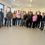 Lundgrens team för projektledning inom smide och glas samlat i företagets lokaler